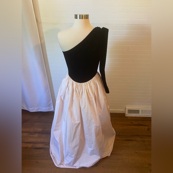 Antonio Melani Born on Fifth Blair One Shoulder Velvet Sleeve Taffeta Dress - Picture 9 of 14